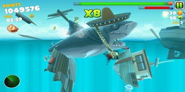 Hungry Shark Evolution screenshot 1